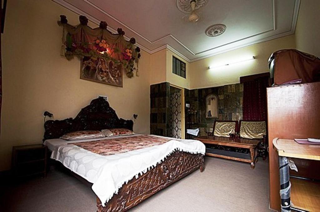 Royal Aashiyana Palace Джайпур Стая снимка